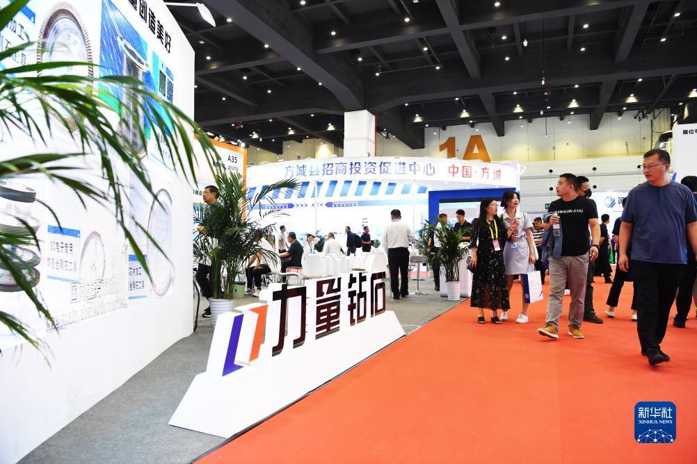 游艇会糖果派对